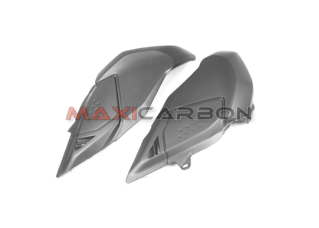 Maxicarbon DUV148M-Maxicarbon-carbon-tank-side-panels-Ducati-Hypermotard-698-mono-2