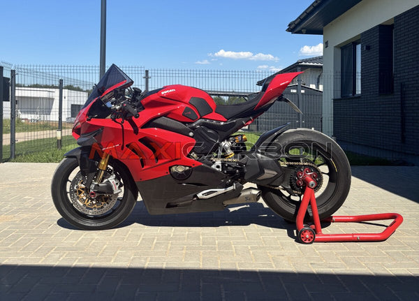 Maxicarbon Ducati-Panigale-V4-Maxicarbon-Arturas-Lithuania-1