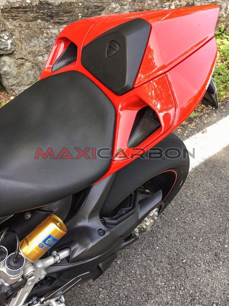 Maxicarbon Ducati-1199-Panigale-Lorenzo-4