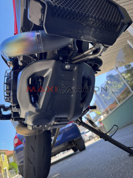 Maxicarbon Ducati-Hypermotard-821-939-Maxicarbon-Davide-3