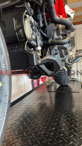 Maxicarbon Ducati-Hypermotard-950-SP-Maxicarbon-Steven-UK-2