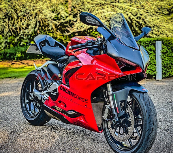 Maxicarbon Ducati-Panigale-V4-Maxicarbon-Vladimir-UK-1