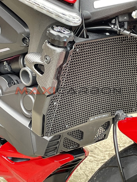 Maxicarbon Ducati-Monster-937-Maxicarbon-Wayne-UK-3