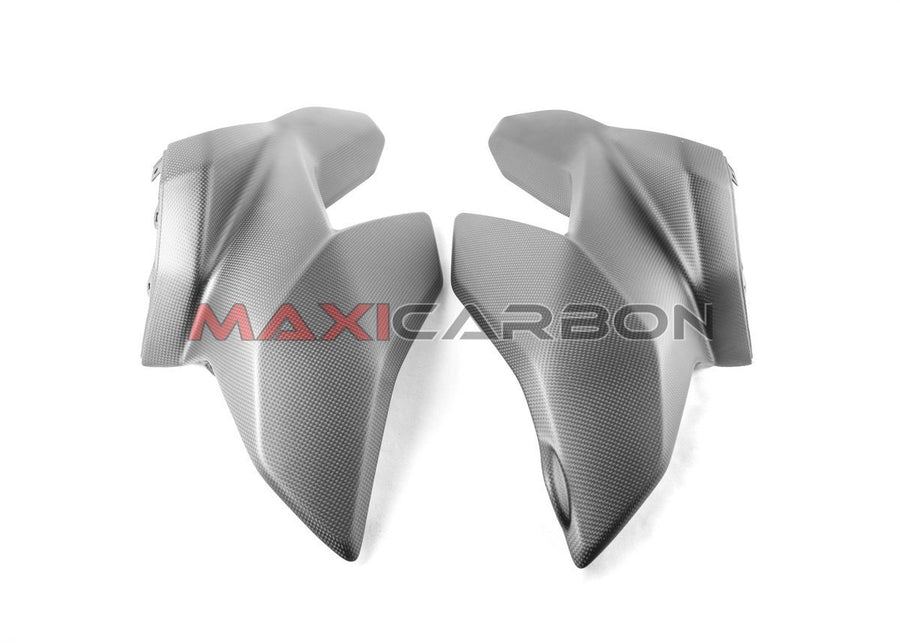 Maxicarbon DUR148M-Maxicarbon-carbon-tank-side-panels-Ducati-Streetfighter-V4-1-2