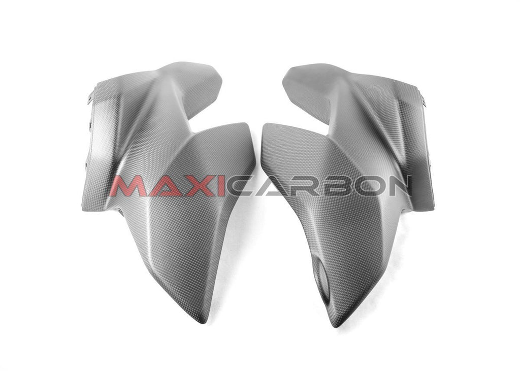Maxicarbon DUR148M-Maxicarbon-carbon-tank-side-panels-Ducati-Streetfighter-V4-1-2