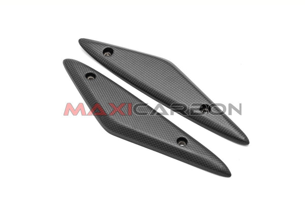 Maxicarbon DUG424M-Maxicarbon-carbon-undertank-panels-Ducati-Hyperstrada-Hypermotard-821-939-2