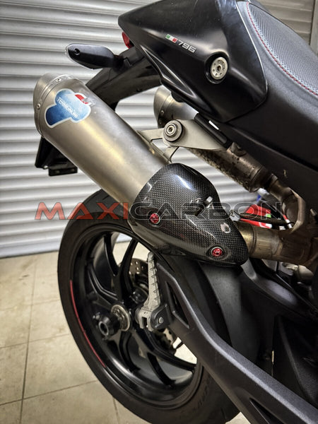 Maxicarbon Ducati-Monster-796-Maxicarbon-Robert-Czech-Republic-2