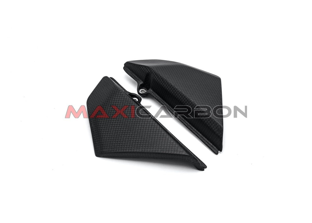 Maxicarbon DUF418M-Maxicarbon-carbon-undertank-panels-Ducati-Scrambler-2