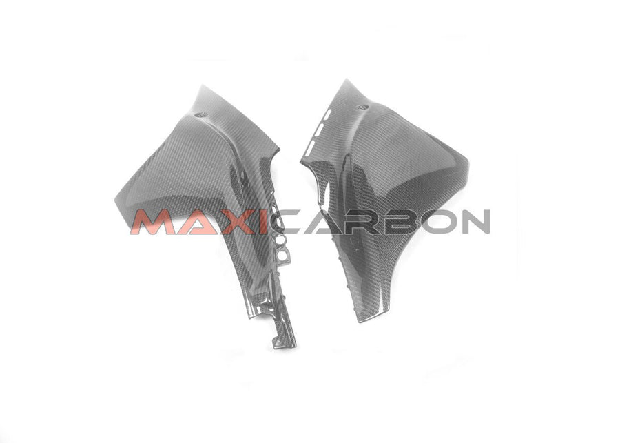 Maxicarbon YAB424T-Maxicarbon-carbon-undertank-panels-Yamaha-YZF-R1-2020-1
