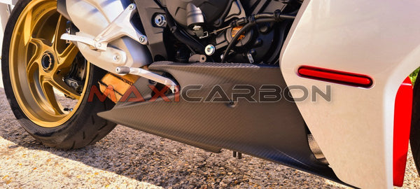 Maxicarbon MV-Agusta-Superveloce-800-Maxicarbon-Xavier-France-4
