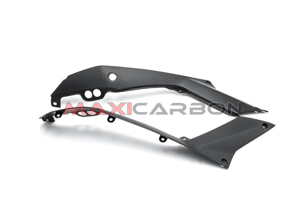 Maxicarbon KTJ748U-Maxicarbon-carbon-rear-side-panels-KTM-125-200-Duke-2-1