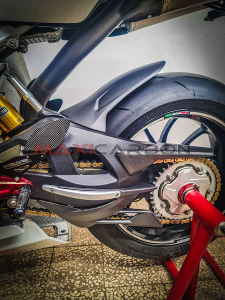 Maxicarbon MV-Agusta-F4-RR-Maxicarbon-Giovan-Battista-1