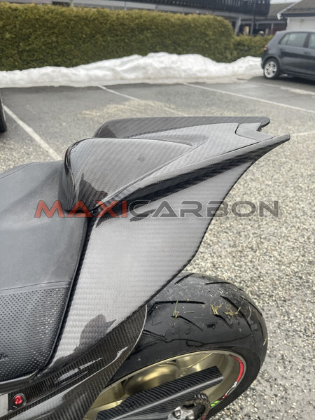 Maxicarbon Aprilia-Tuono-V4-Maxicarbon-Gjermund-Norway-1