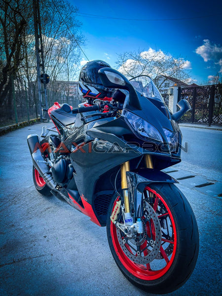 Maxicarbon Aprilia-RSV4-2009-Maxicarbon-Nicola-Romania-2-1