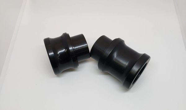 Fast Frank Racing YAMAHA R1 15'+ SUTER SWINGARM - OZ REAR WHEEL SPACER SET