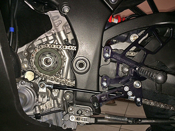 Woodcraft 05-0168B 2011-15 Kawasaki ZX-10R Rearset  - STD Shift image 2