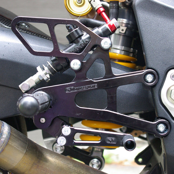 Woodcraft 05-0508B Triumph Street Triple Rearset Kit, GP Shift W/O QS - Complete W/Shift and Brake Pedals image 3