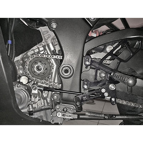 Woodcraft 05-0169B 2011-15 Kawasaki ZX-10R Rearset  - GP Shift image 2