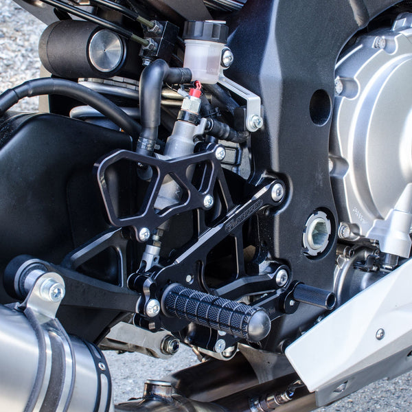 Woodcraft 05-0454B Yamaha R1 Complete Rearset image 5