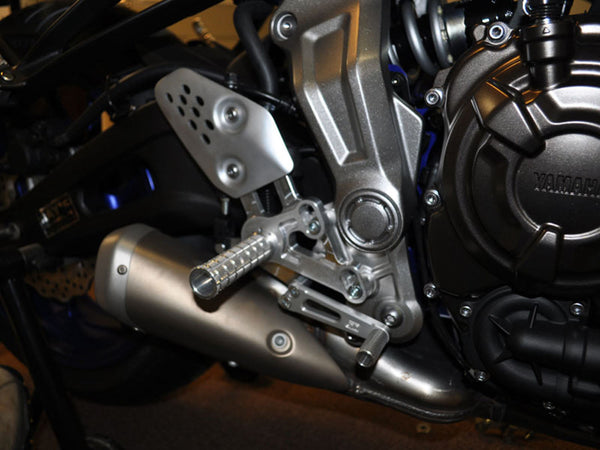 Woodcraft 05-0407B Yamaha FZ07/MT07/XSR700 Rearset - Silver image 2