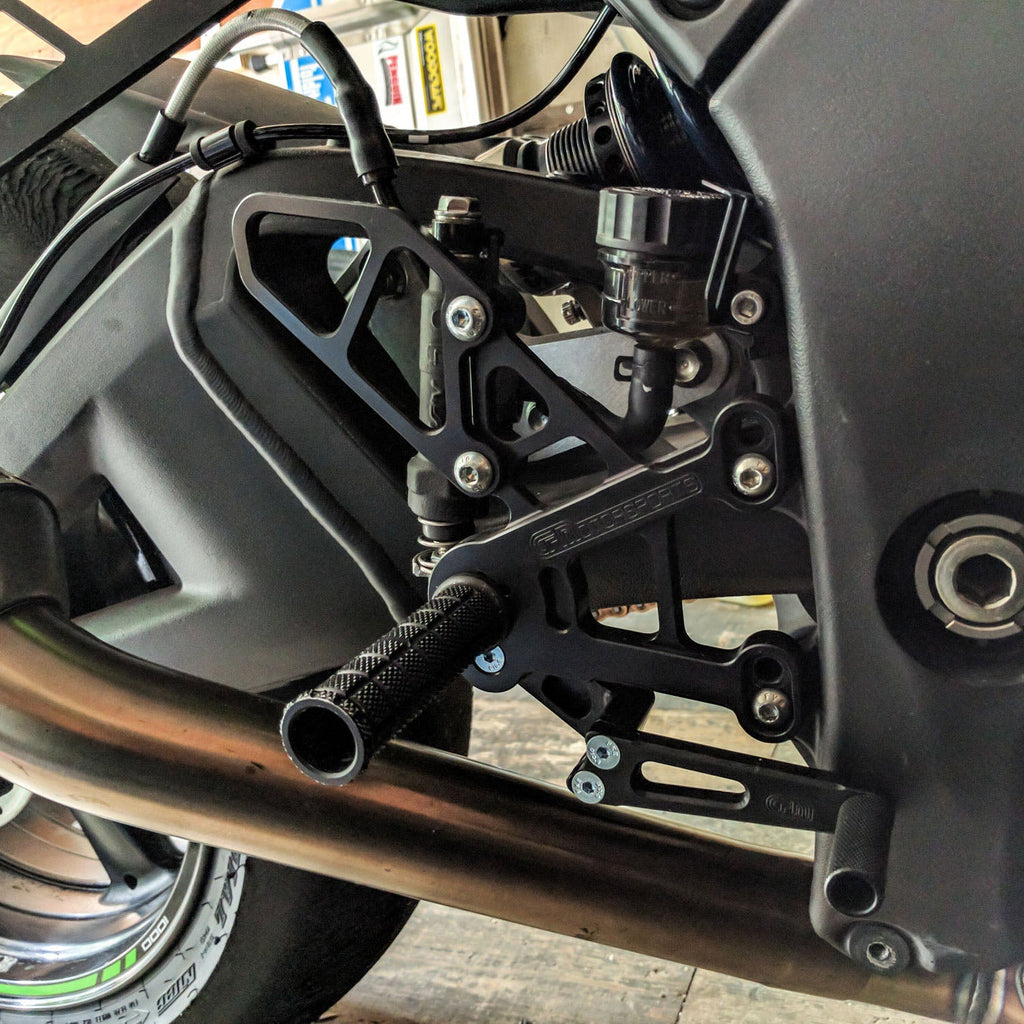 Woodcraft 05-0170B Kawasaki ZX-10R Rearset image 1