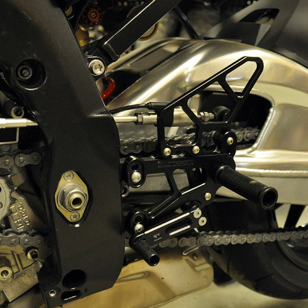 05-0751B BMW S1000RR 2009-14 HP4 2013-14 Complete Rearset Kit w/ Pedals - GP Shift - Woodcraft Technologies