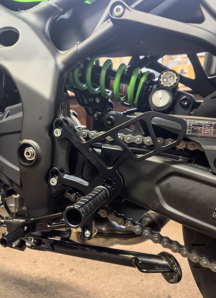 Woodcraft 05-0137B Kawasaki ZX-4RR Complete Rearset