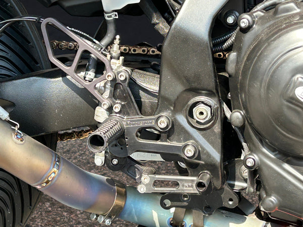 Woodcraft 05-0233B Suzuki GSX8S/R Complete GP Shift Rearset Kit W/Pedals