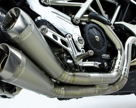 MOTO CORSE DUCATI DIAVEL ADJUSTABLE REARSETS KIT WITH TITANIUM SCREWS - DennisPowerSport - 6