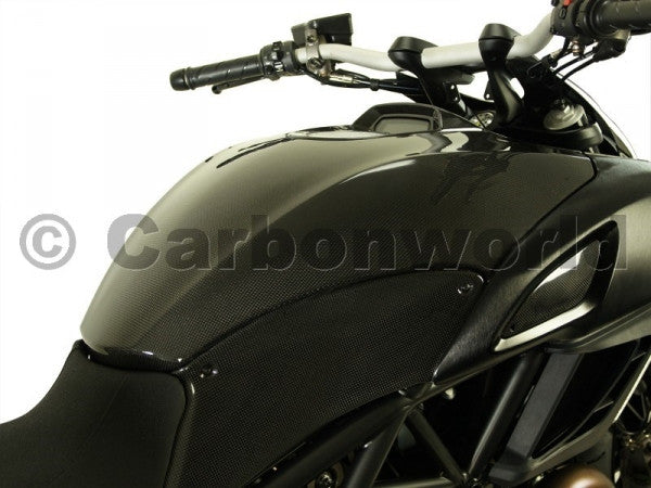 CARBON FUEL TANK COVER FOR DUCATI DIAVEL BY CARBONWORLD - DennisPowerSport - 2