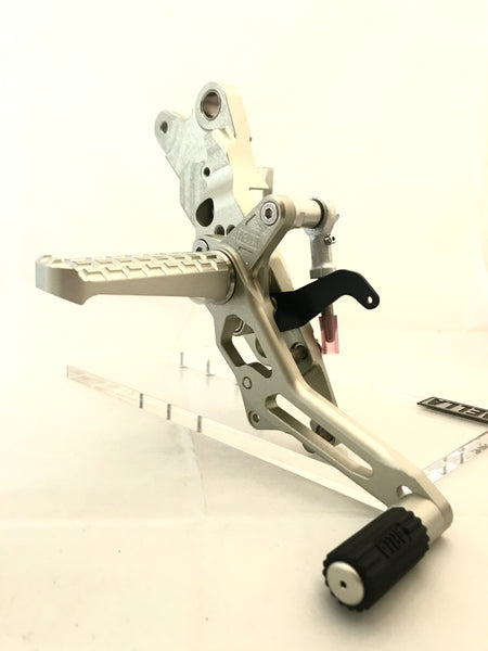 AELLA DUCATI MULTISTRADA 1200 DVT ADJUSTABLE REARSETS  AE-10083