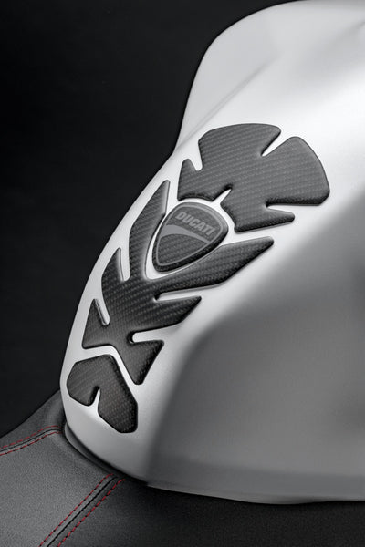 SCRAMBLER DUCATI SUPERSPORT 950 Adhesive carbon tank protection