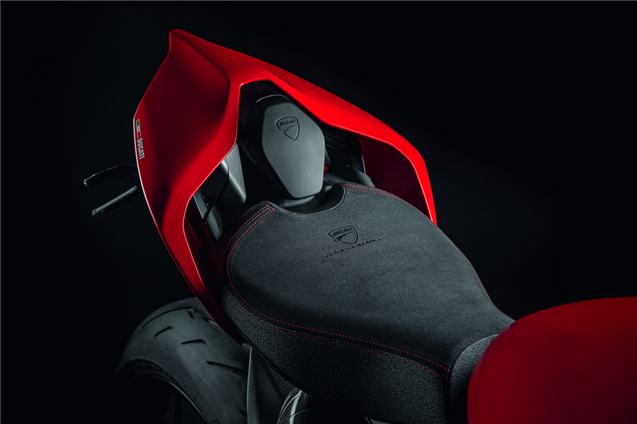 DUCATI PANIGALE V2/STREETFIGHTER V4 PASSENGER SEAT COVER 97180791AA