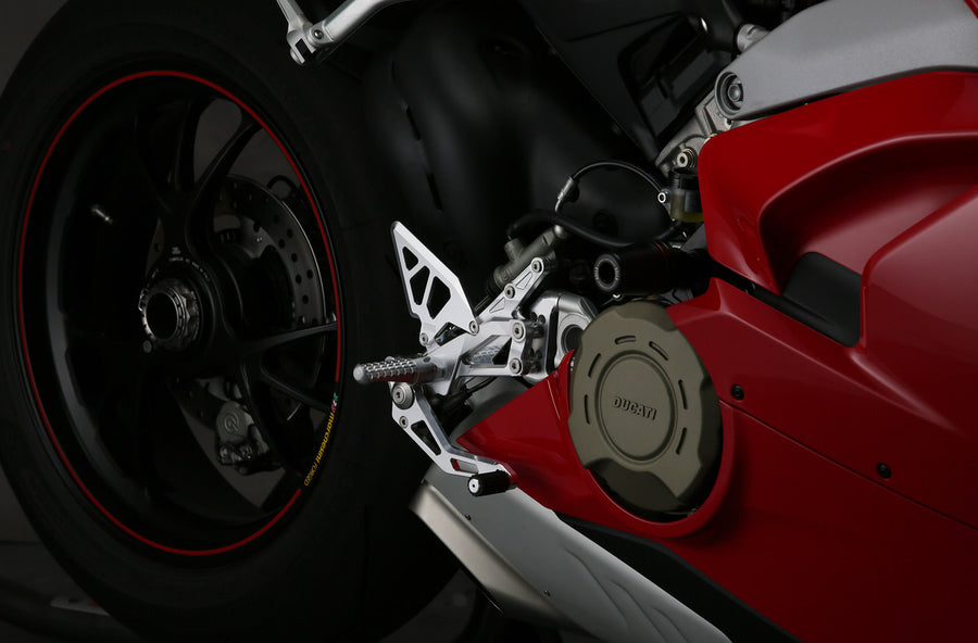 AELLA DUCATI PANIGALE V4 ADUJUSTABLE REARSETS AE-10089