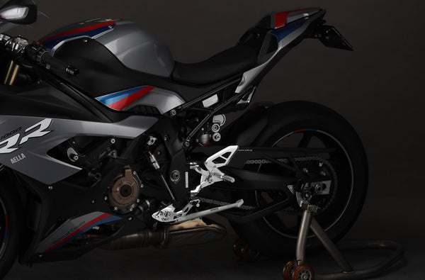 AELLA Riding rear sets for "SPORT" BMW S1000RR 2019- Machinning finised/ Special anodized colors AE-10092PO
