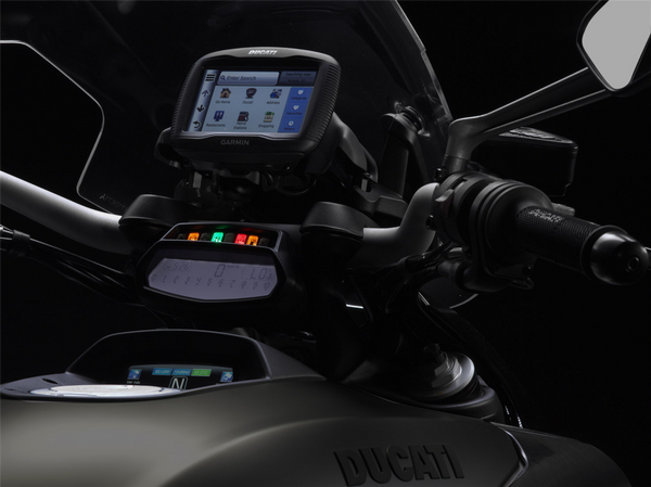 DUCATI SATELLITE NAVIGATOR KIT ZUMO 390 / 96680301A & 96680311A - DennisPowerSport - 2