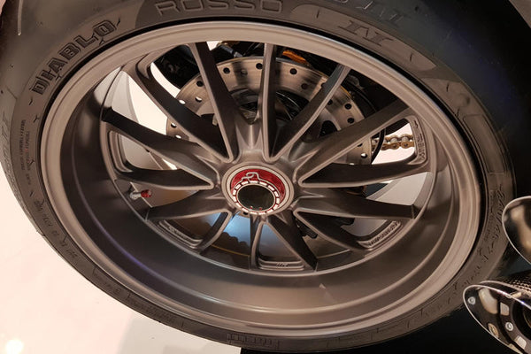 CNC RACING Rear wheel nut RH BICOLOR