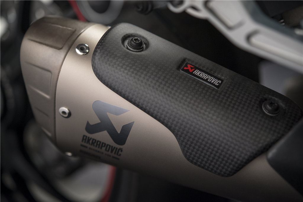 DUCATI STREETFIGHTER V4 S AKRAPOVIC TITANIUM FULL RACING SLIP ON