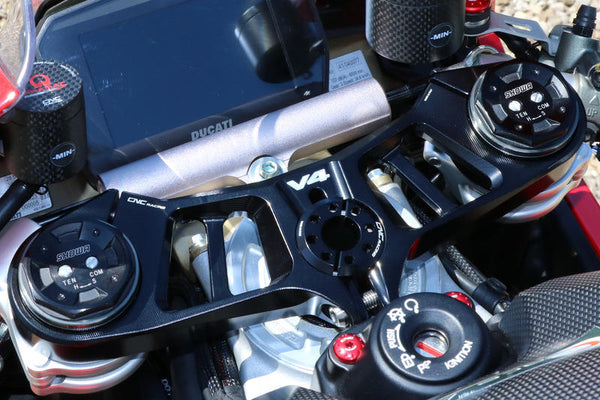 CNC RACING Triple clamps Ducati Panigale V4 - Top yoke