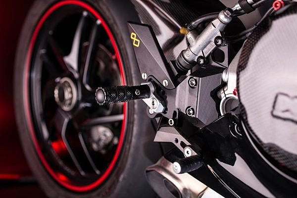 LIGHTECH DUCATI PANIGALE 1299 ADJUSTABLE REARSETS R VERSION