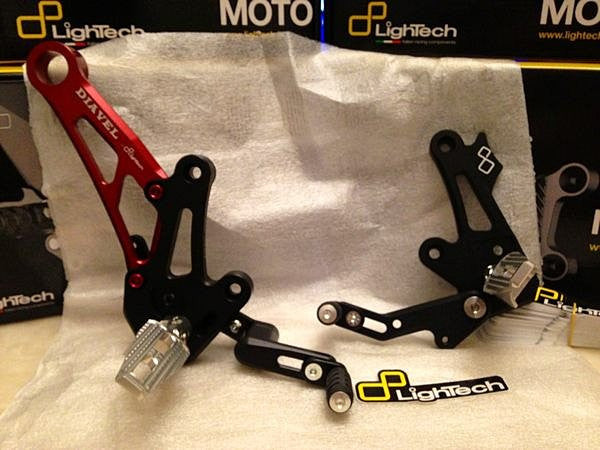 LIGHTECH DUCATI DIAVEL (11-15) ADJUSTABLE REARSETS