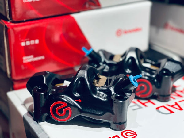 BREMBO Caliper Set, P4 32mm, .484 Cafe Kit, Billet 2-Piece, 100mm Radial Mount, Front, Black w/ Red Logo 220B47310