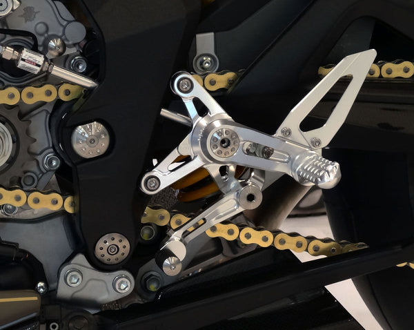 MOTO CORSE Machined from solid complete riding adjustable footpegs kit 104191105