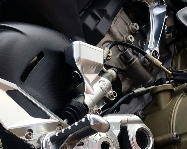 MOTO CORSE Machined from solid Rear Brake oil reservoir kit for Brembo OEM pump Panigale/Streetfighter V4 2021 (EURO5)